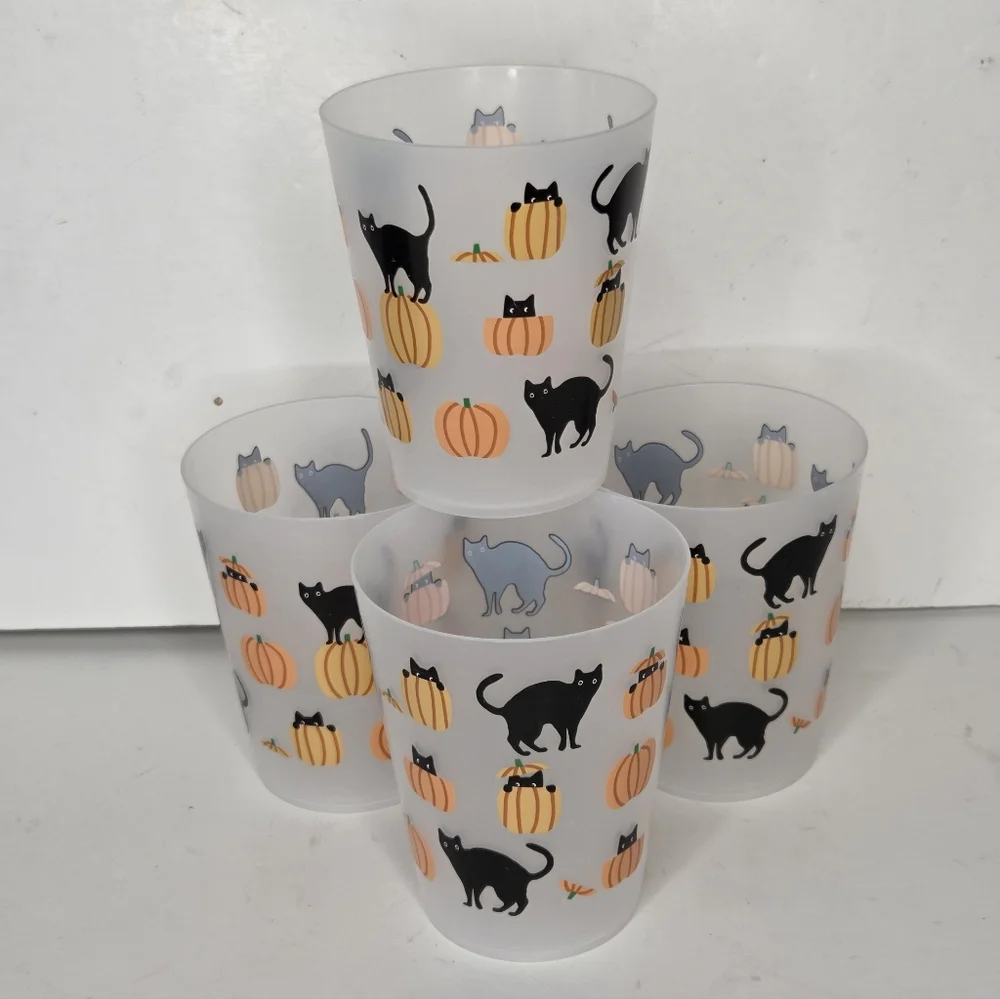 Black‎ Cat and Pumpkin Themed Halloween Plastic Drinking Cup Set